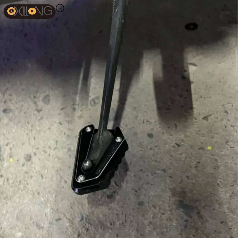 

For Honda Goldwing 1800 2020-2024 Gold Wing GL1800 2002-2017 New Motorcycle CNC Foot Support Extension Plate Side Stand Enlarge