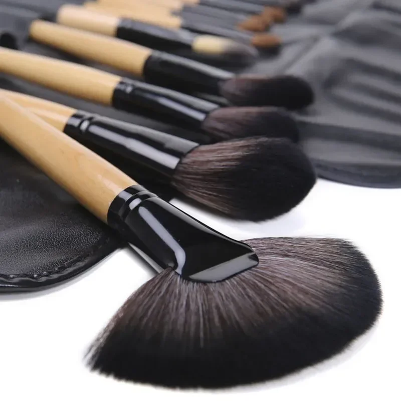 24 pcs Makeup Brush Sets Professional Cosmetics Brushes Eyebrow Powder Foundation Shadows Pinceaux Make Up Tools