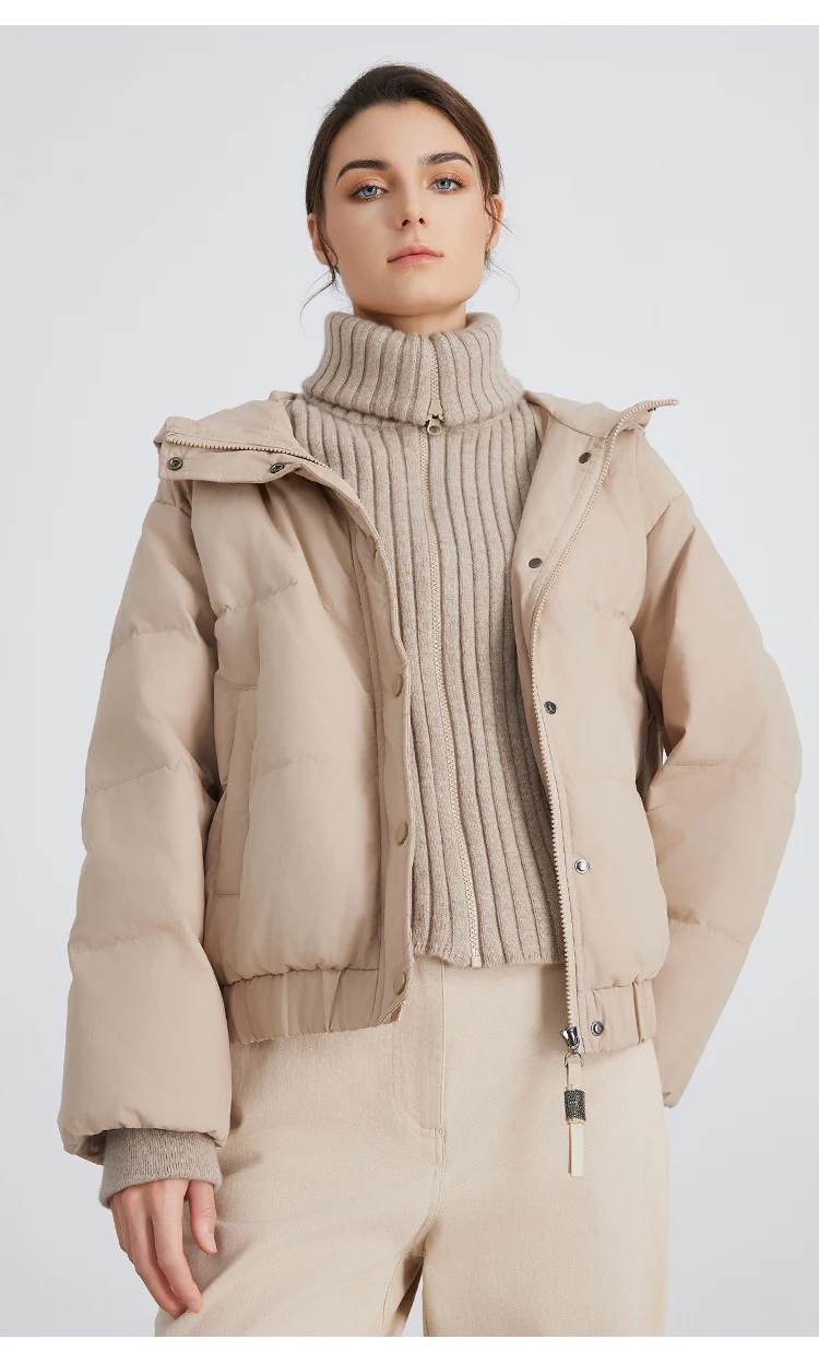 BC869 Rollkragenjacke mit Kapuze, Reißverschluss und Knopfleiste, 100% Kaschmir, leichte Luxus-Daunenjacke aus weißem Gänsedaunen für Damen – Detail 3