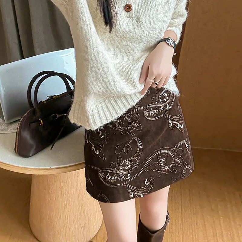 Women Vintage Paisley Embroidery Mini Skirts High Waist Elegant A Line Autumn Casual Suede Texture Fashion Bag Hip Short Skirts