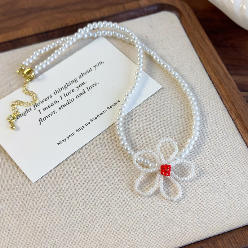 Small Pearl Seed Bead Floral Choker for Women Cute Sweet Spring Outfit Necklace Lightweight Breathable Daily Elegant