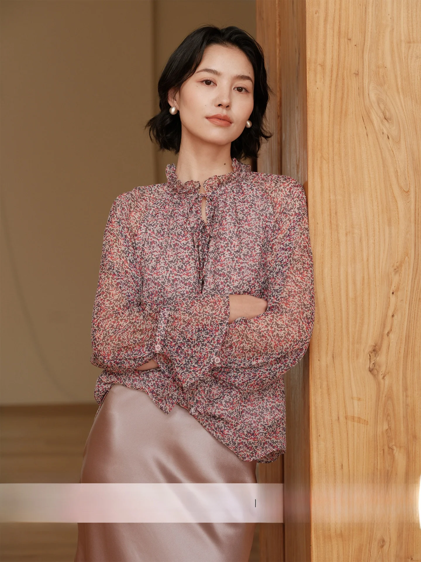 

Zhimai Rihai 8MM Silk Chiffon Ruffle Hem round Neck Tie Shirt Floral Thin Top Women's Business Casual Spring Summer Blouse