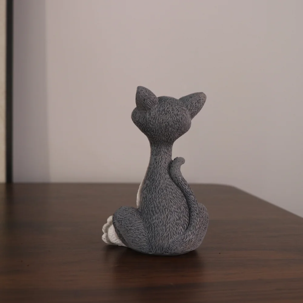 Niedliche Katzenfigur, realistisches Tiermodell, Glückskatzen-Statue aus Kunstharz, Dekoration für Wohnzimmer, Schreibtisch, Geschenk für Kinder – Detail 4