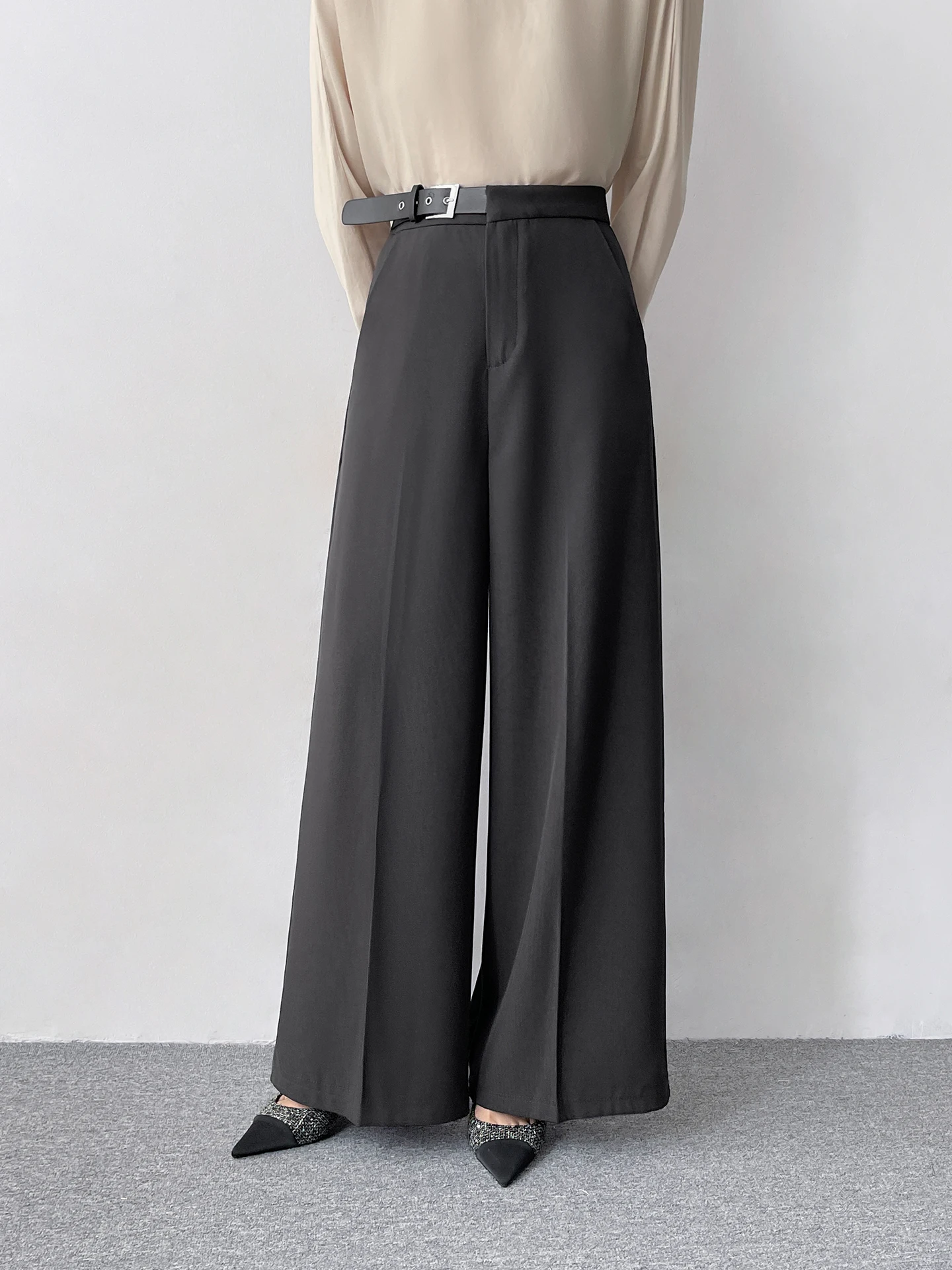 กางเกงยีนส์ขาบานเอวสูงทรงหลวมสไตล์เกาหลีสำหรับผู้หญิง กางเกงลำลองทรงหลวมสบายๆ