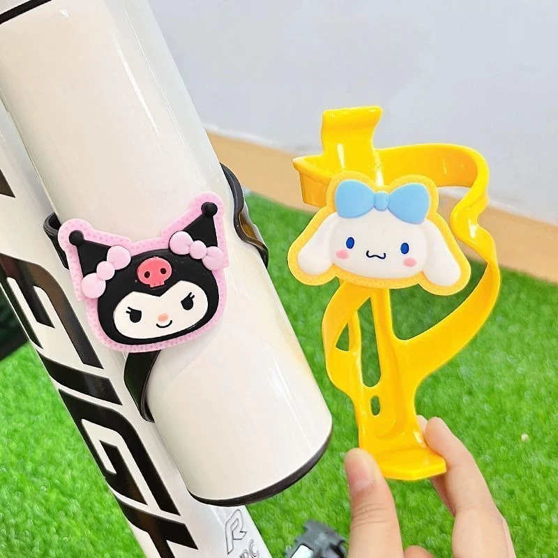 

Anime Cartoon Kawaii Sanrio Kuromi Bicycle Highway Riding Mountain Bicycle Put Water Cup Bracket Universal Equipment Accessories