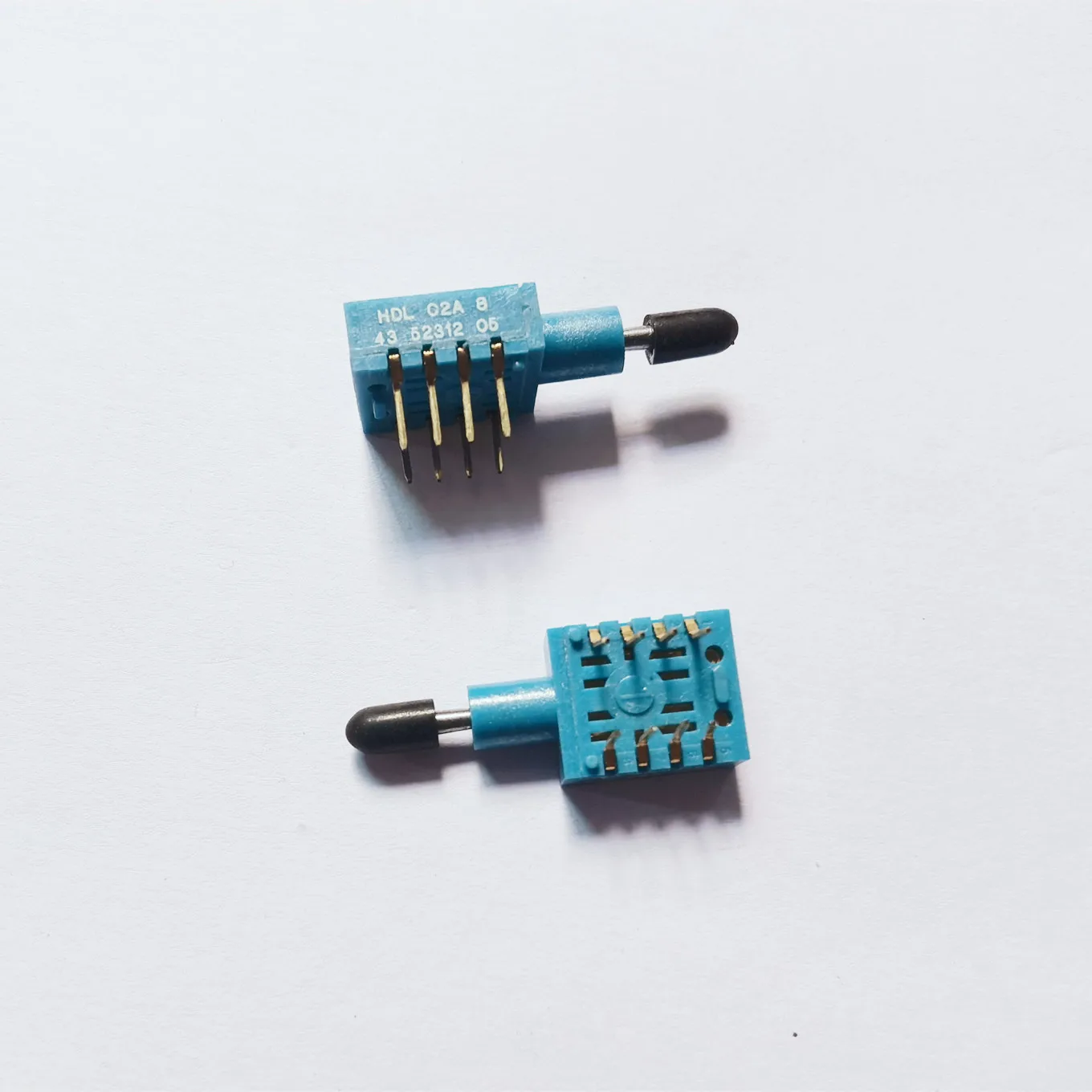 

Original new 100% HDL02A 43 52312 05 button switch 8pin gold-plated foot signal switch toggle switch 8pin