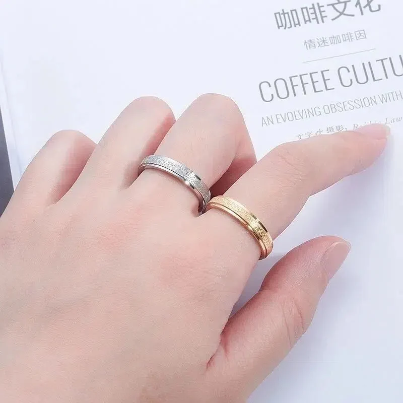 2024 new Fashion ring all-match couple ring cool high-end sand gold ring male female students single tide women's man rings