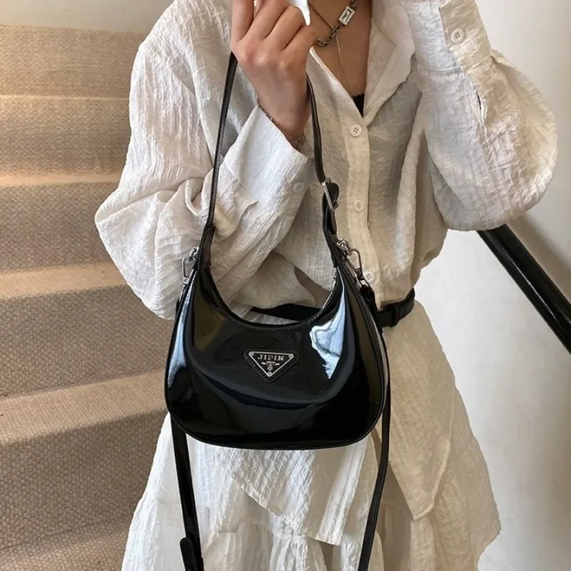 

Элегантная женская сумка, многофункциональная сумка на плечо, легкая, роскошная, просторная, незаменимая для работы, поездок на работу и выходные, прогулок