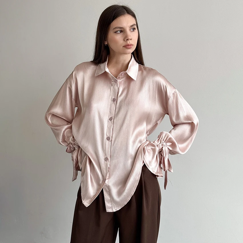 

Linad Office Pink Flare Sleeve Shirts Elegant Lace Up Turn Down Collar Blouse Woman Autumn Casual Thin Long Sleeve Top 2025 Bow