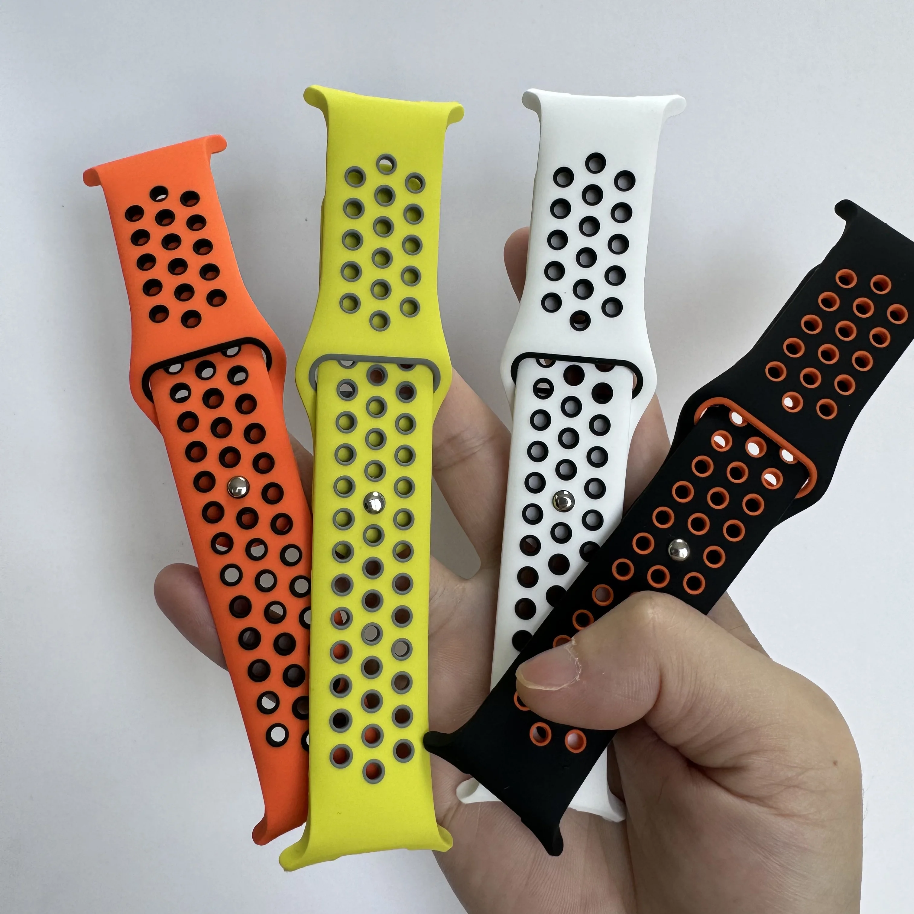 삼성 갤럭시 워치 울트라 2025 47mm용 투톤 실리콘 스트랩 교체용 손목밴드 갤럭시 워치 울트라에 적합