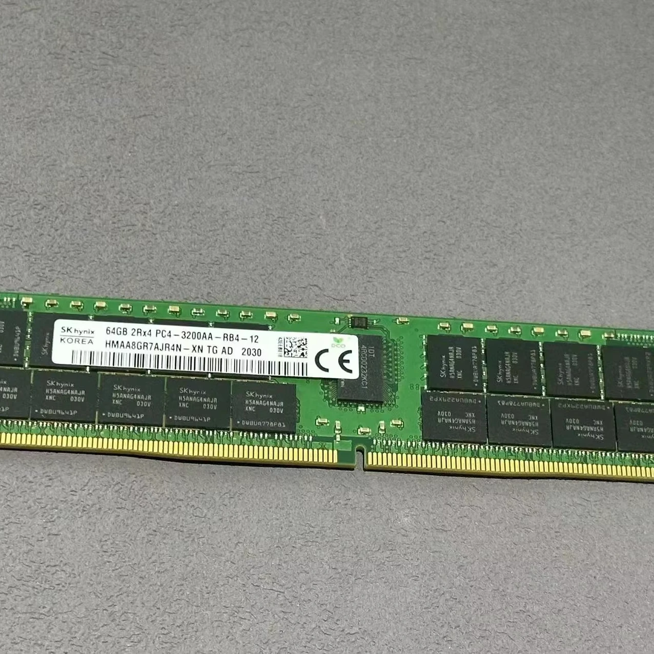 

Memory Module HMAA8GR7CJR4N-XN 64G 2RX4 PC4-3200AA REG ECC