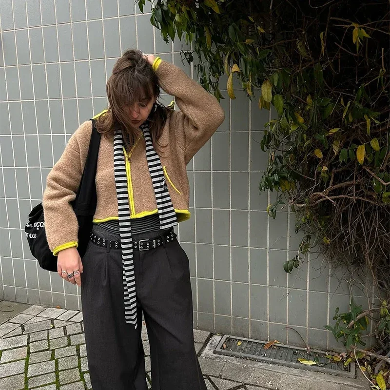 Fashion Women Contrasting Lapel Knitted Cardigan Coat Full Sleeve Loose Pocket Zipper Short Coats Lady Daily Commute Street Wear