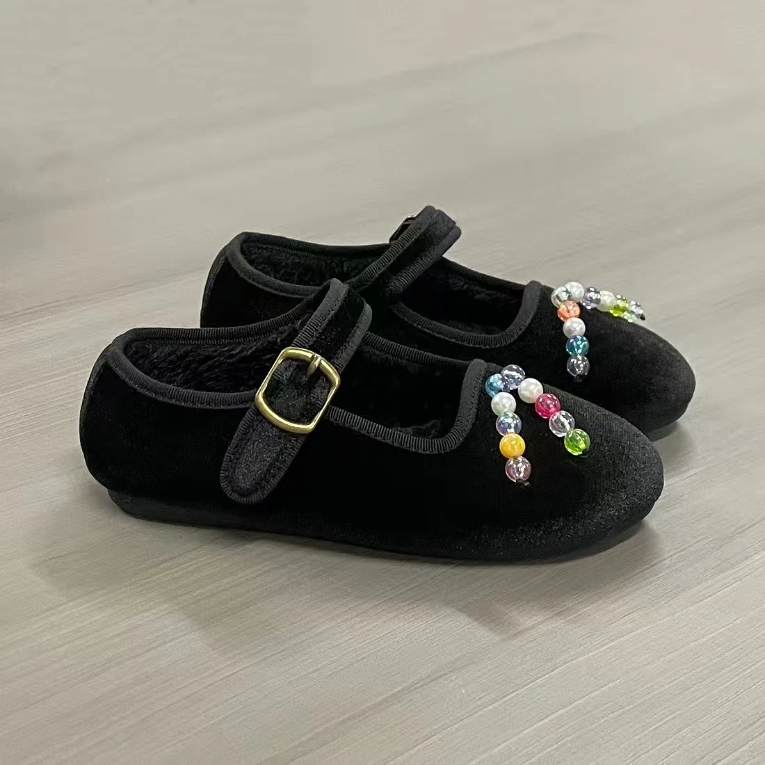 

Jinyu Black Children's Princess Shoes Fashion Outdoor Dancing Performance Shoes Women's Shoes Velvet Plush Pearl Accessories