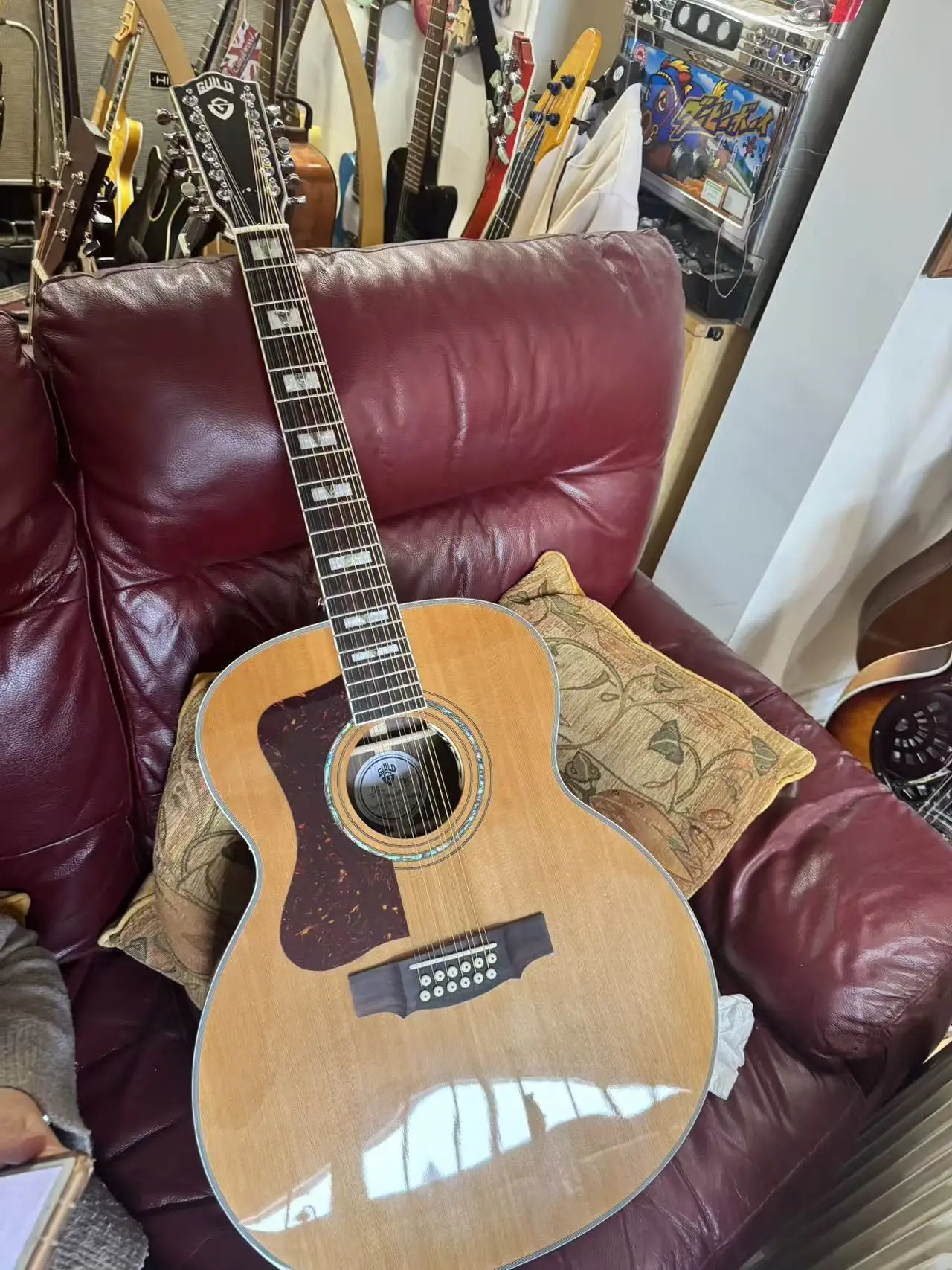 Lefty Guitar Solid Cedar Wood 12 Strings 43 Inches Professional Jumbo Guitar F512 Guild Left Handed 12-String Guitar