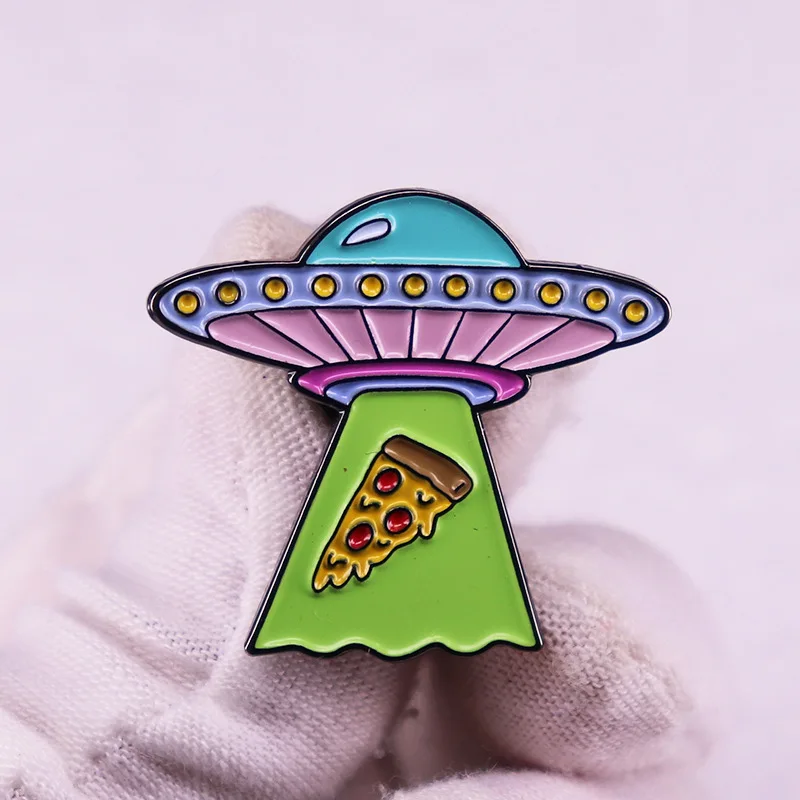 Hard Enamel Pins UFO Scary Alien Lapel Pin Inhaled Spacecraft Cartoon Lapel Brooches Backpack Jewelry Gift For Friends Wholesale