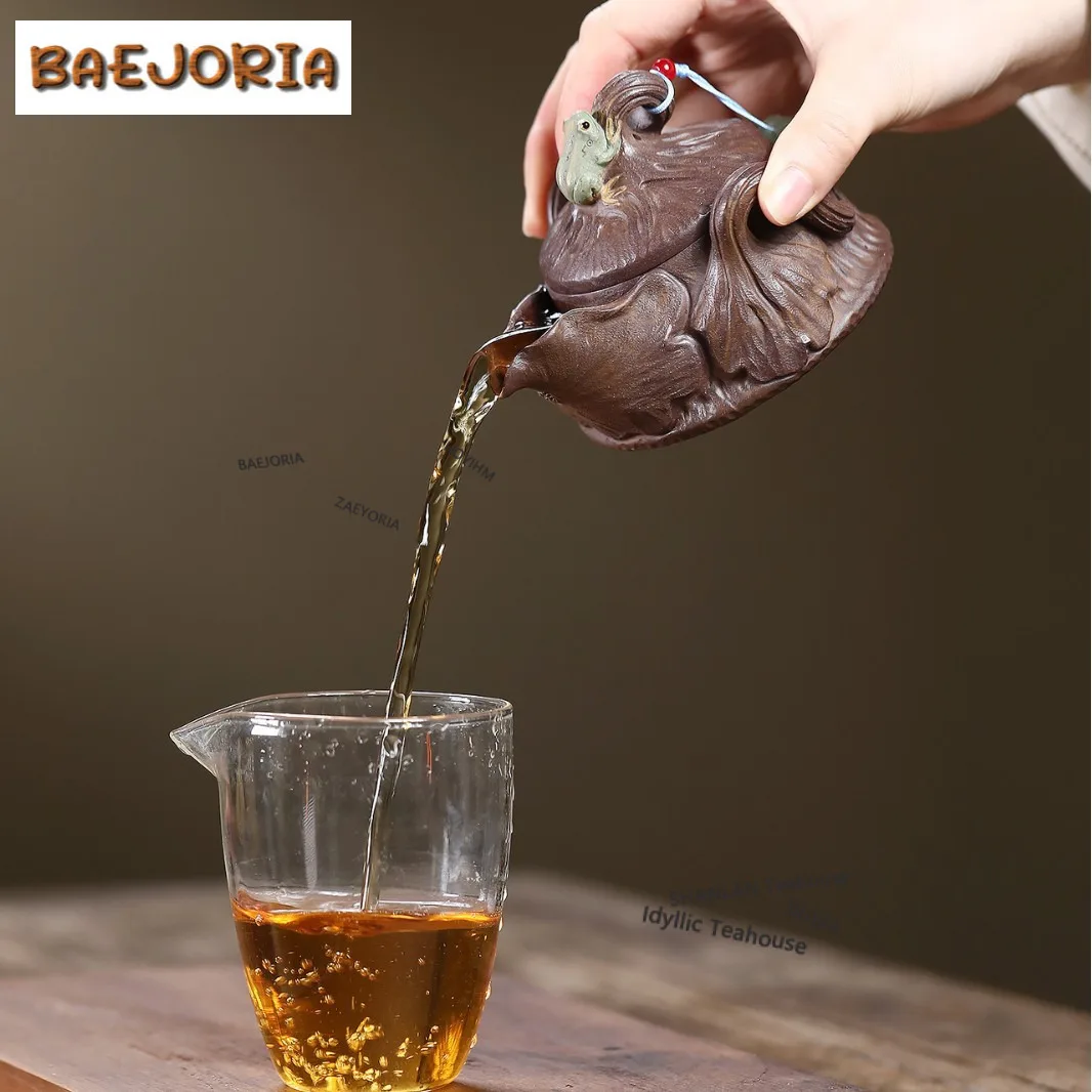170ml Traditional Yixing Purple Clay Teapots Handmade Frog Play Lotus Pod Hand Grab Pot Raw Ore Purple Mud Kettle Zisha Tea Set