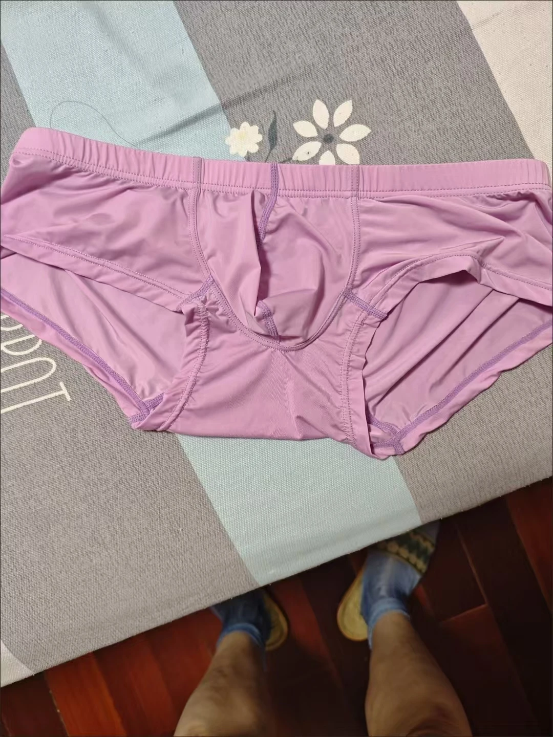 Solid color Flat-angle men's underwear solid color, simple classic fashion underwear low waist F2401