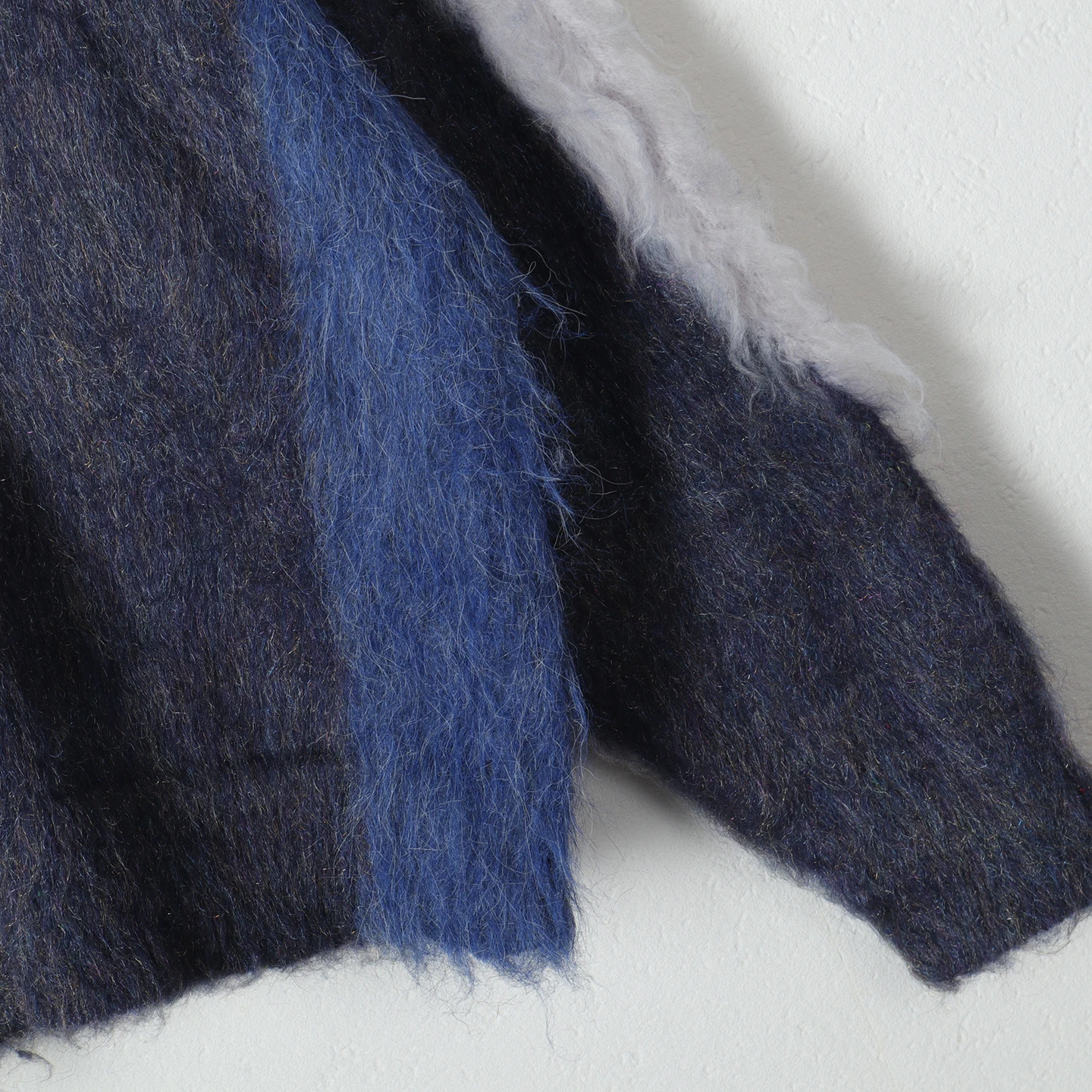 เสื้อคลุมไหมพรมสีน้ำตาลเข้ม แบรนด์ Thi Long Brued สำหรับผู้หญิง สไตล์ลำลอง ผลิตจากโพลีเอสเตอร์ อะคริลิก ไนลอน และขนสัตว์ผสม แขนยาว แบบเปิดด้านหน้า