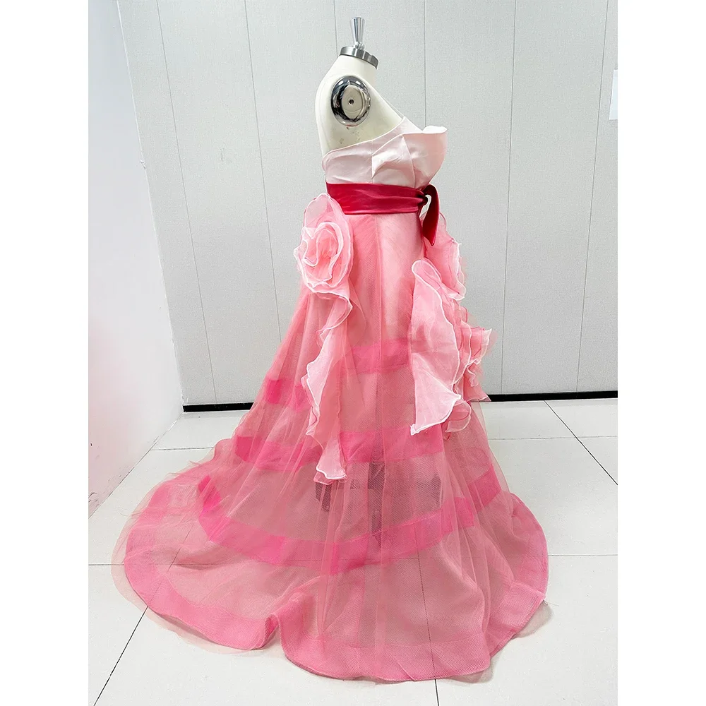 Elegante Prinzessin rosa Rüschen Abendkleider Blumen Kapelle Zug Spaghetti träger lose ärmellose Ballkleider für besondere Veranstaltung