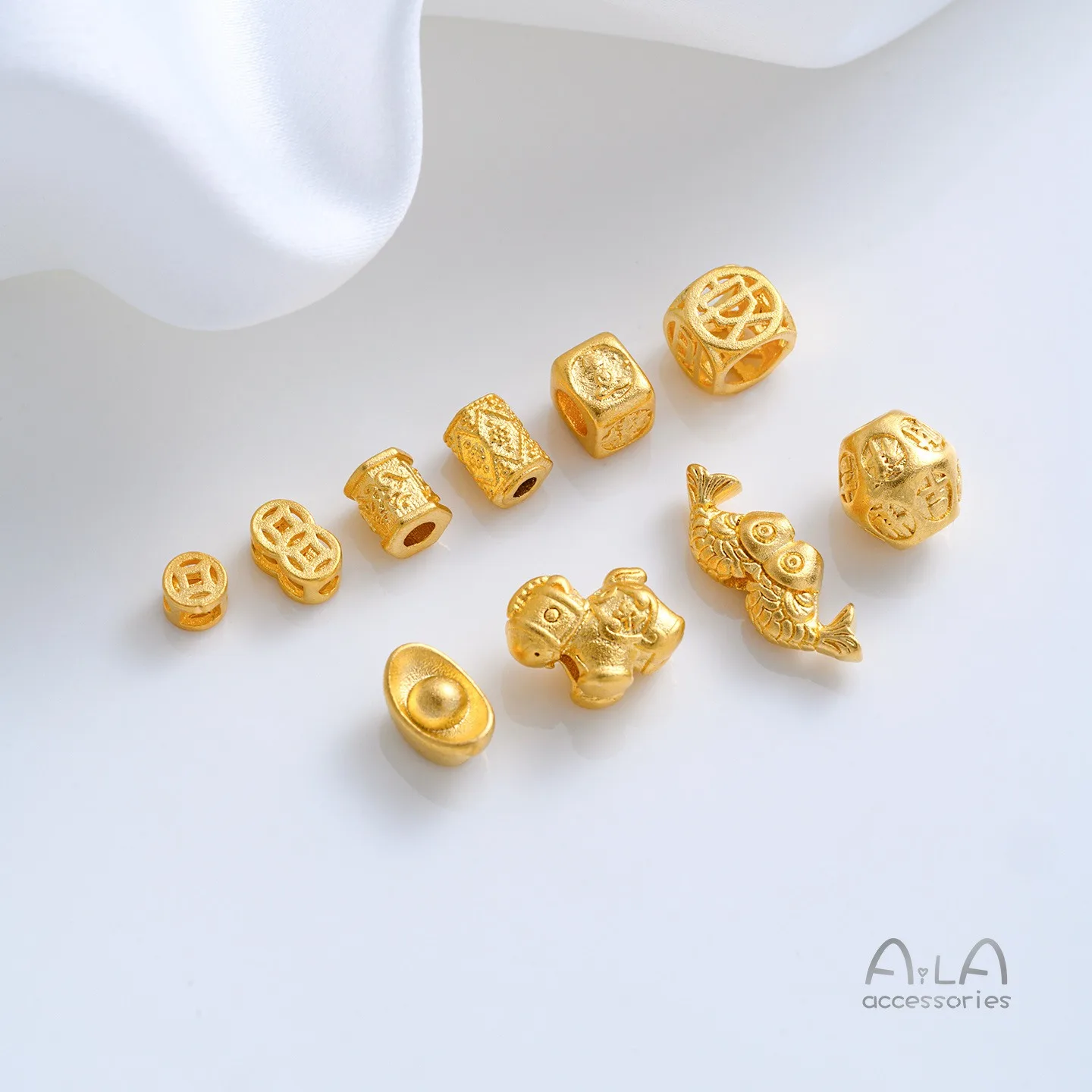 Gold-Plated Brass Wealthy Horse Gold Ingot Double Carp Sand Gold Spacer Beads DIY Bracelet Necklace Jewelry Findings