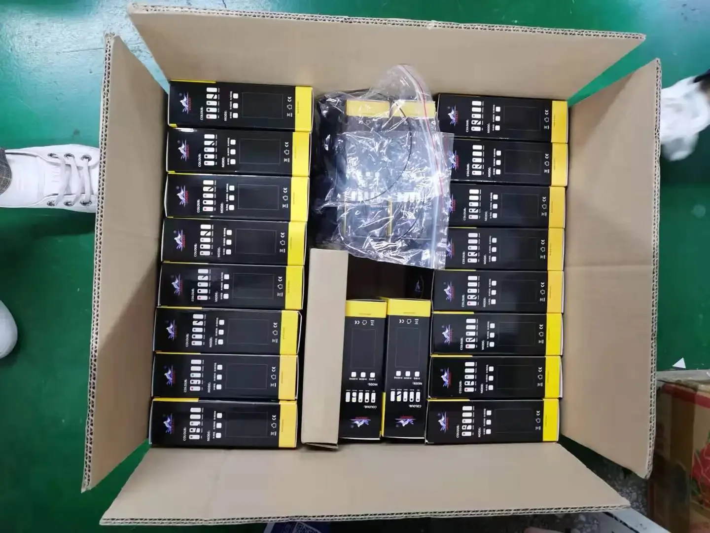 نظام تدريب السباحة التواصل 1 جهاز اتصال لاسلكي 10 H904 توصيل عظمي