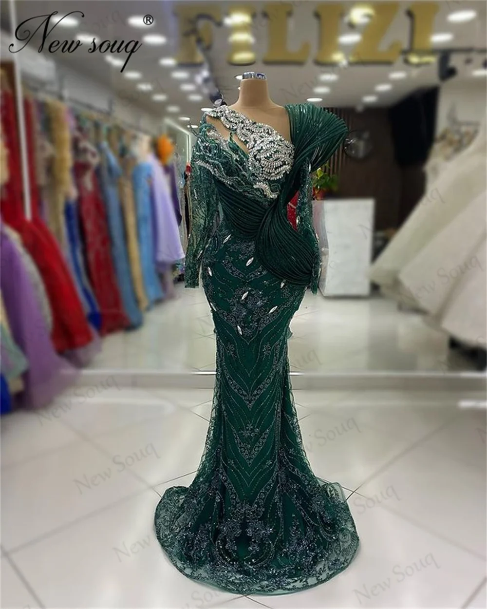 

New Elegant Green Long Sleeves Evening Dresses Vestidos De Fiesta Arabic Dubai Beaded Sequins Women Party Dress For Weddings