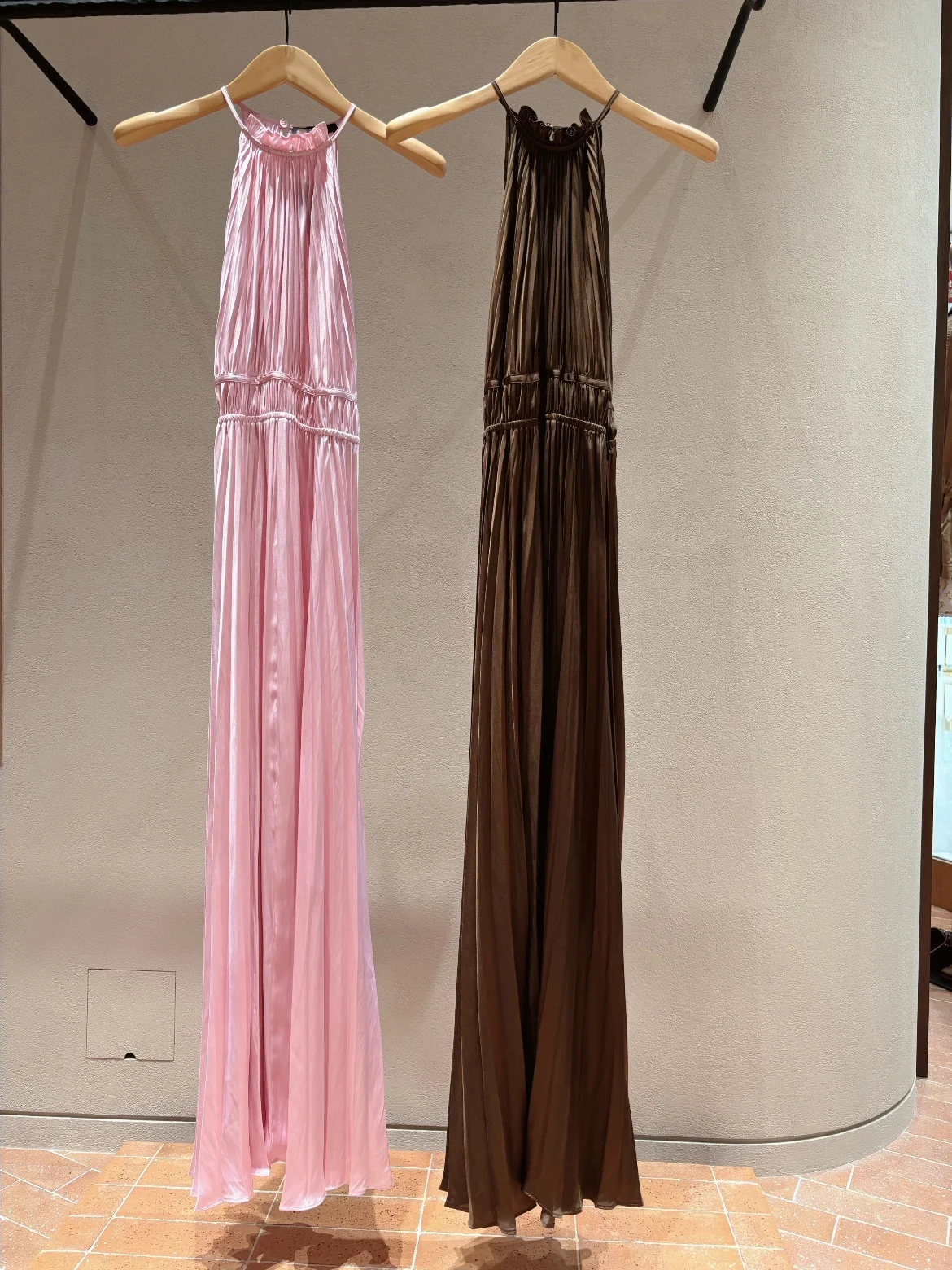 

Elegant Long High Waist Maxi Dress Vacation Style off Shoulder Polyester Knitted A-Line Skirt for Women Spring Summer 2026