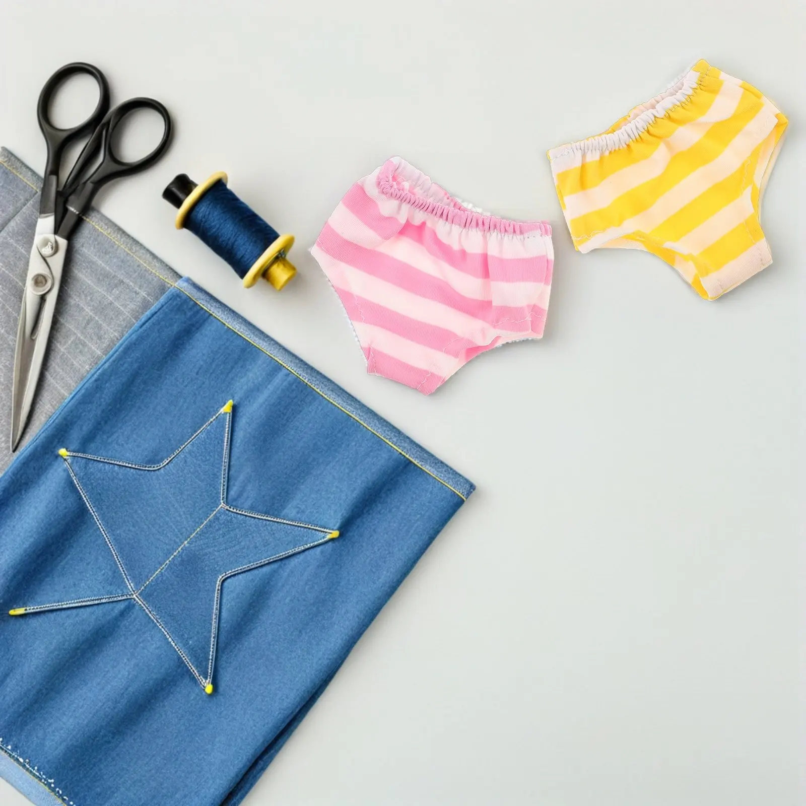 

Комплект из 4 мягких эластичных трусиков, многоразовые, с эластичным поясом, легко надеваемые, аксессуары для детской одежды