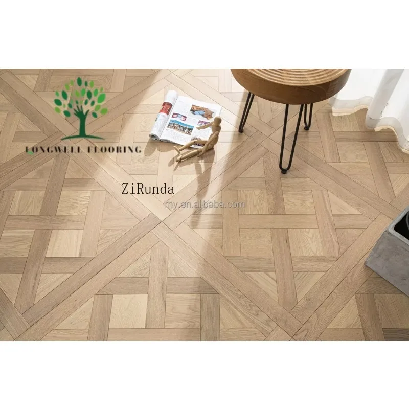 نسخة مخصصة من أرضية خشبية صلبة من خشب البلوط الأبيض الحديثة من الدرجة ABC أرضية خشبية داخلية