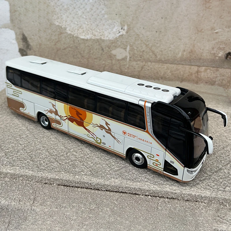 Diecast Alloy 1:36 Scale New Energy Beijing Public Transportation Bus Car Model Adult Toys Classic Souvenir Gifts Static Display