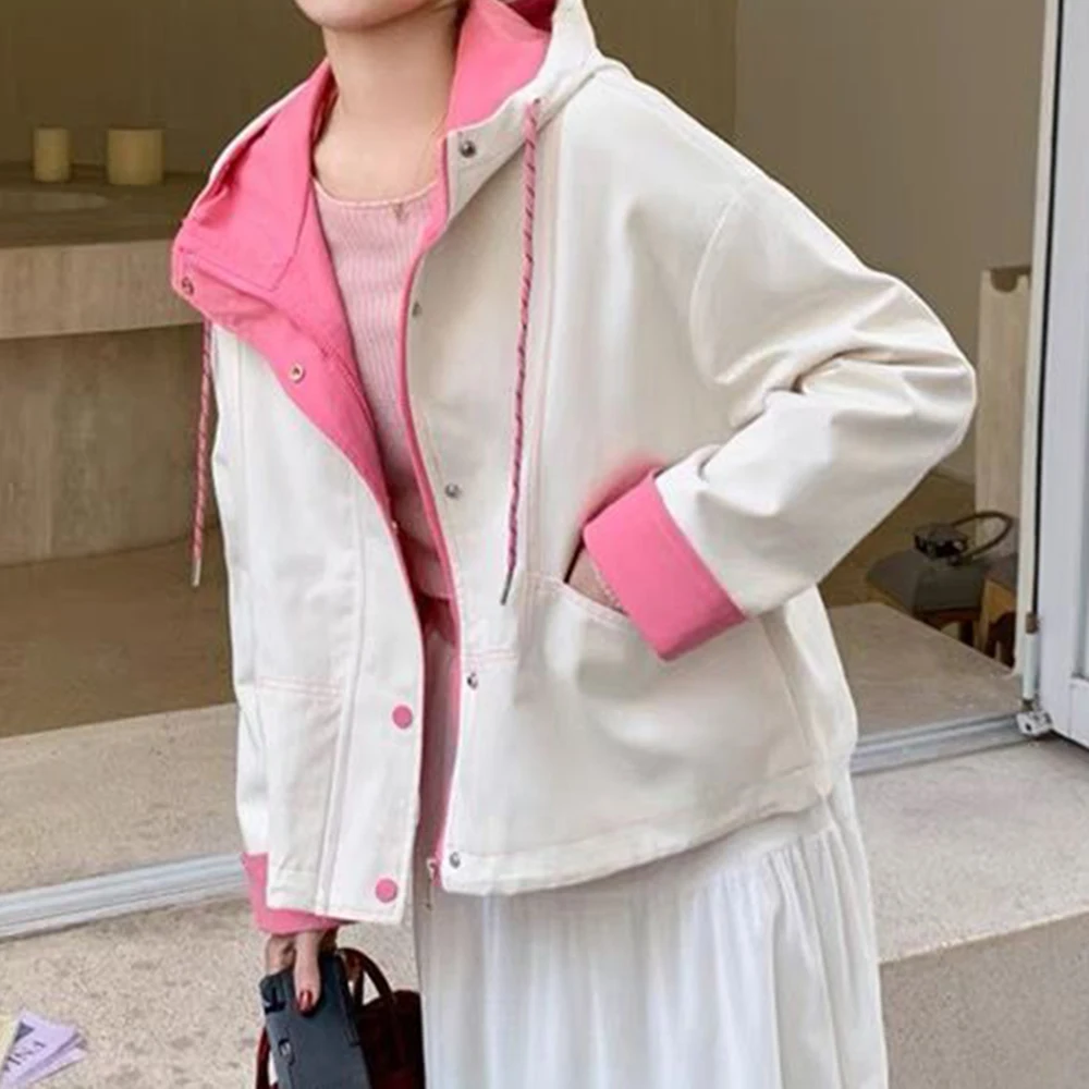 Design sense contrasting coat splicing tooling 2026 spring and autumn new hooded jacket casual top