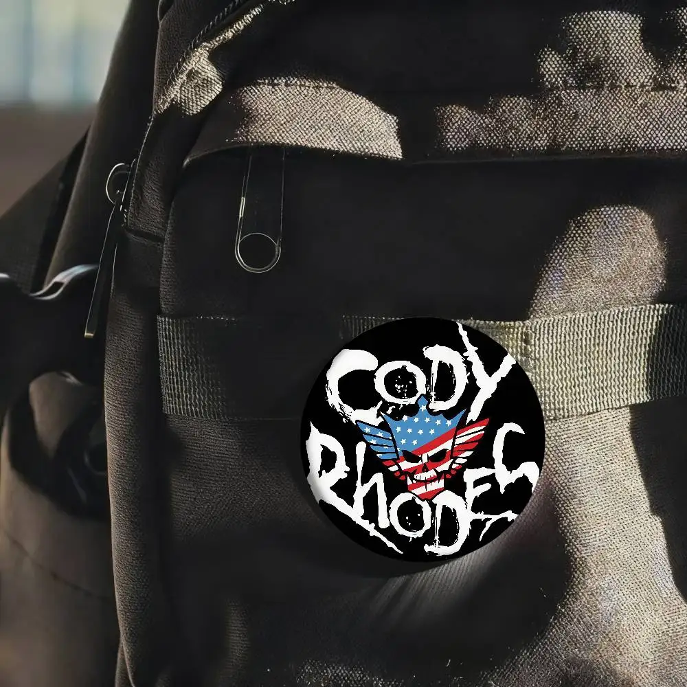 كودي رودس شعار شارات الإبداعية صفيح لينة زر دبابيس الحيوان أيقونة بروش التلبيب على ظهره شارة أ