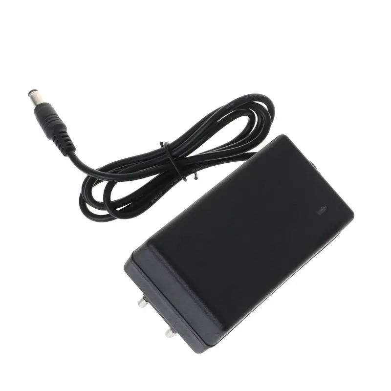 100-240V 8.4V 2A Polymer Lithium Battery Power Supply Adapter with IC