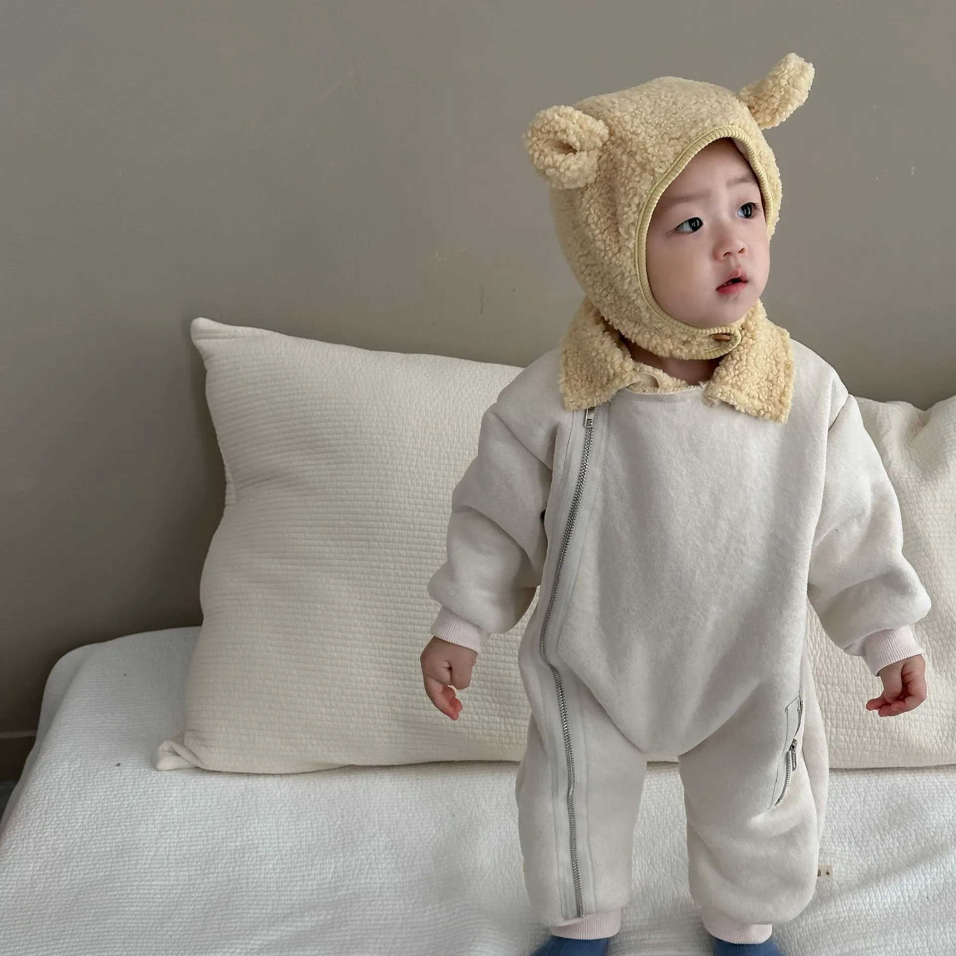 HY2471 Baby Boys' Autumn Winter Plush Romper Thickened Korean Style Outfit Faux Fur Integrated Clothes for Crawling And Outdoor