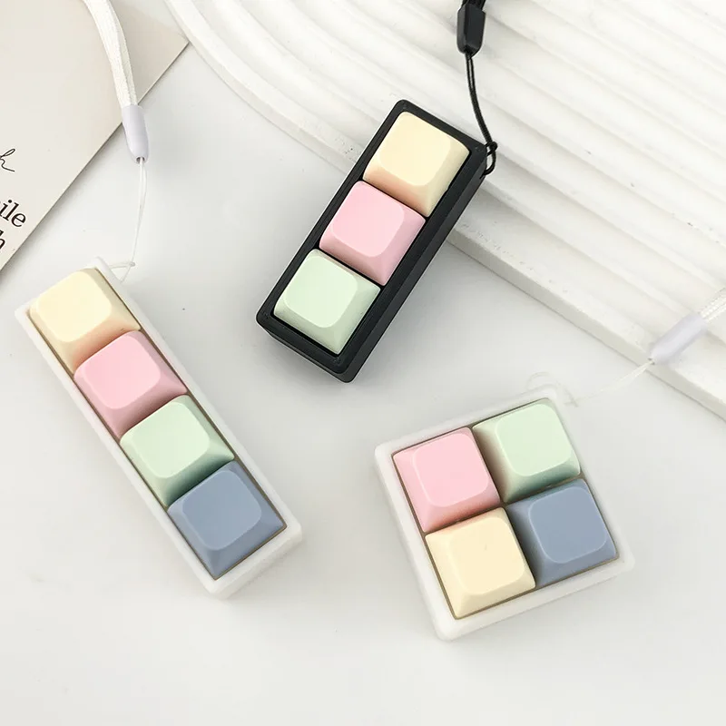 Click Toys Keyboard Keychain Pendant Decompression Keys PC Cap Fingertip Press Mechanical Keyboard Fidget Boredom Toys
