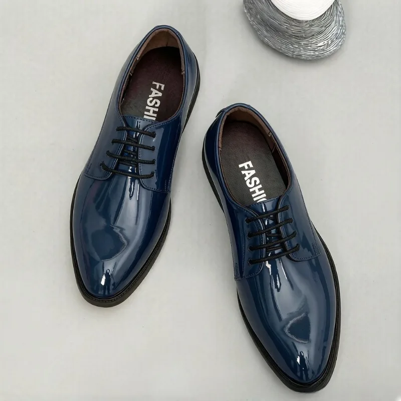 

Large 2026 New Spring/Autumn Formal Men's Shoes Trendy Youth Wedding Shoes British Pointed Lace Casual Versatile Leather Shoes
