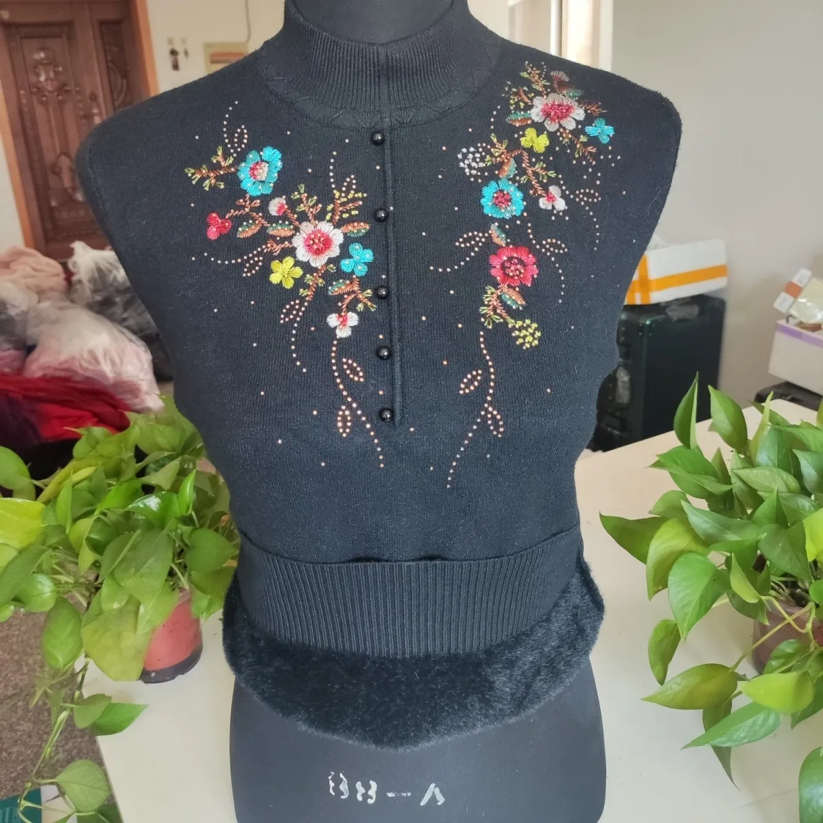 Women Mock Neck Fleece Lined Sweater Floral Embroidery Rhinestone Warm Knit Top For Middle Aged Ladies Autumn Winter