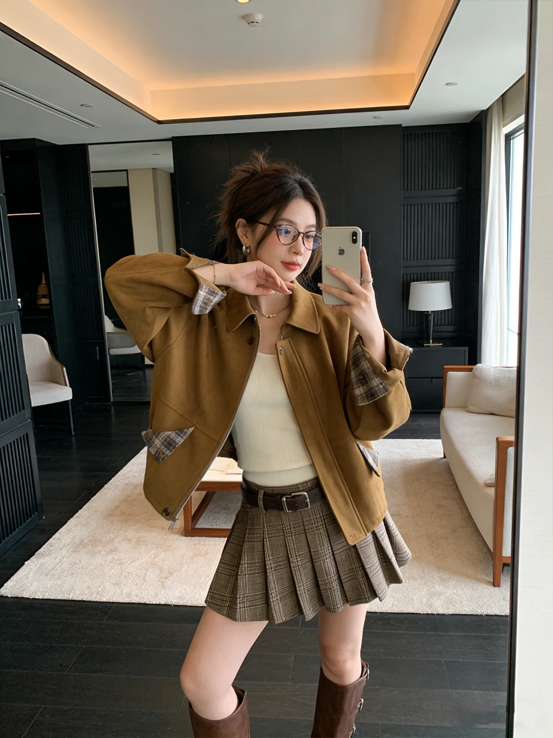 

Корейская короткая замшевая куртка в стиле колор-блок, мотоциклетная одежда, осенне-зимняя женская модная приталенная куртка прямого кроя