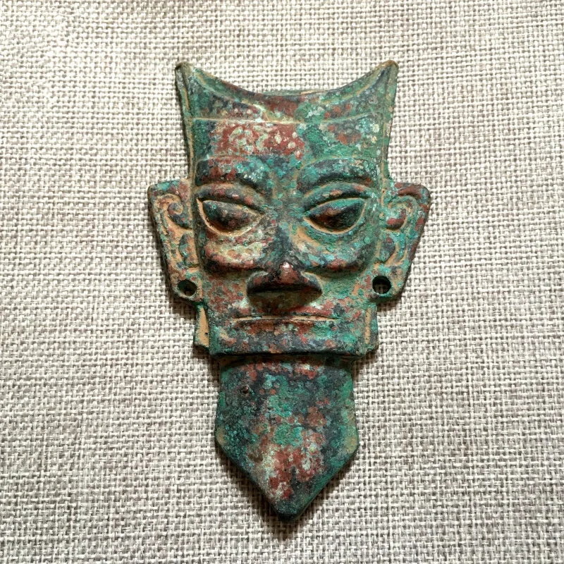 

Китайская антикварная коллекция бронзовых масок Маски Sanxingdui Nice Art Work