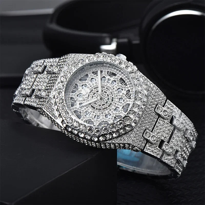 Orologi al quarzo da uomo con spedizione di goccia Orologio da uomo con diamanti di lusso con cassa ottagonale con grande lunetta in zircone Orologio a mano hip-hop alla moda