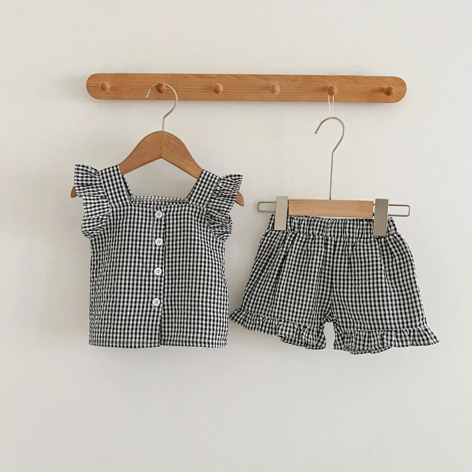 2psc Summer baby girls sleeveless vest shirt shorts two-piece baby plaid suit with wooden ears Kids Fashion Baby Clothing