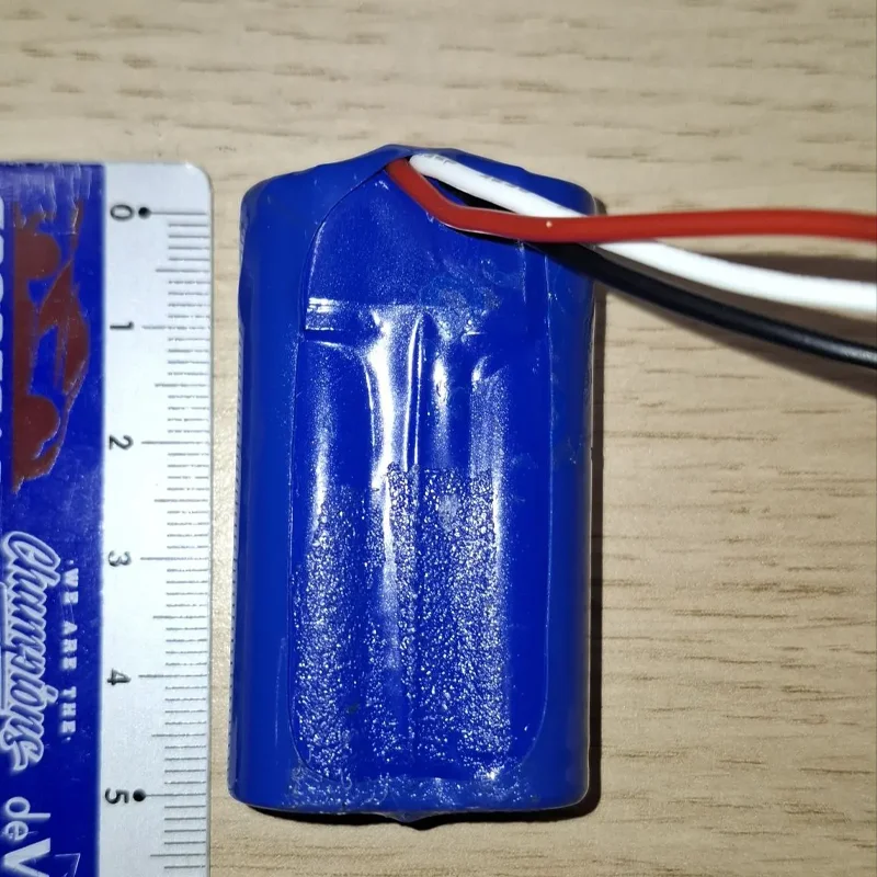 

(Модель по индивидуальному заказу) Вилка 14500 2S1P KF2510-3P, емкость 7,4 В, 800 мАч, удлиненный кабель