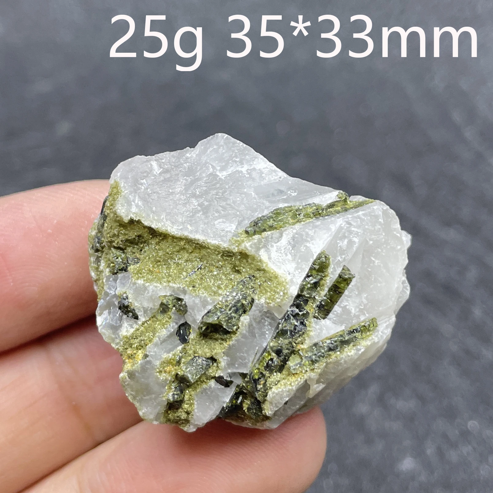 Naturstein grün Turmalin Mineral Probe Quarz Kristall Rock Heilung Home Dekoration Geschenk