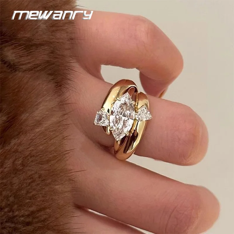 Mewanry Gold Color Sparkling Zircon Rings Set For Women Girl Creative Design Trendy Exquisite Elegant Wedding Bride Jewelry Gift