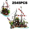 2545PCS 재고 있음 바라쿠다 베이 빌딩 블록의 해적 군함 요트 캐리비안 Adventuret 벽돌 장난감 아이 성인 선물 1