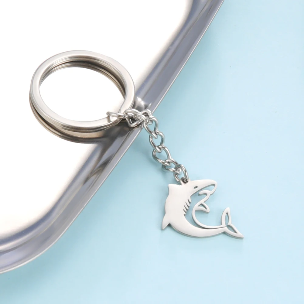 Cute Sharks Pendant Keychain for Women Men Fashion Stainless Steel Silver Color Keychain Jewelry Christmas Gift