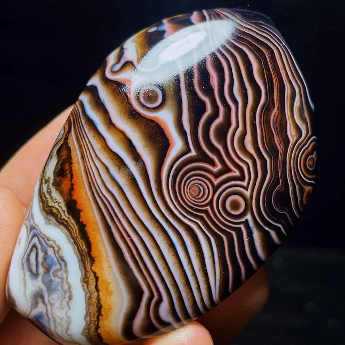 Color Gradient Desert Stone Banded Agate, Tumbled Polished Stone, Home Decor, Natural Stone, Crystal Collection, Table Display