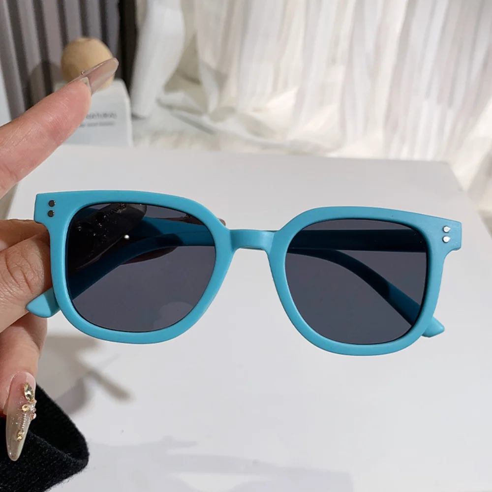 Детские-очки-в-корейском-стиле-солнцезащитные-очки-uv400-черные-синие-с-защитой-от-скольжения-для-путешествий-и-активного-отдыха