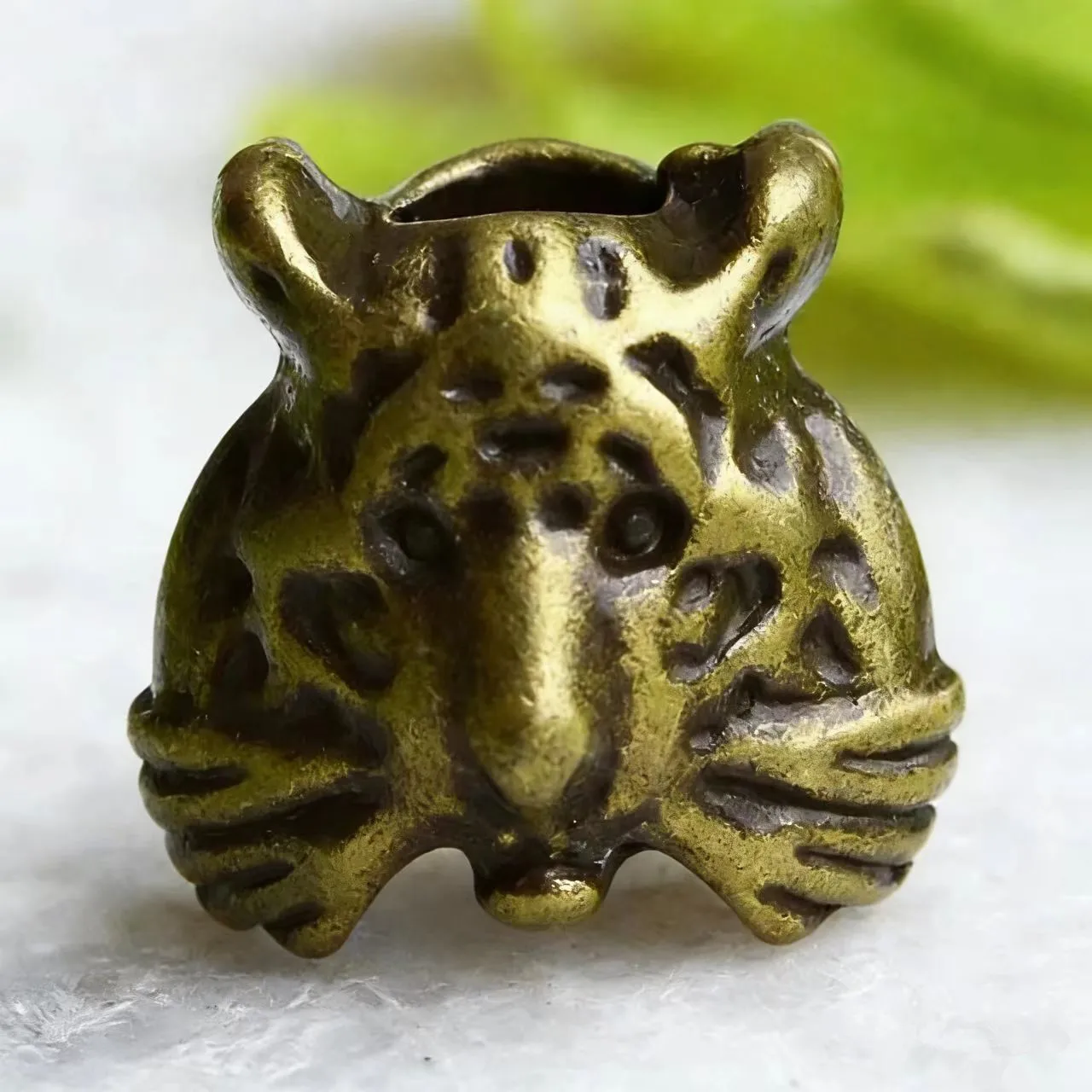 25PCS/lot Charm Metal dragon /leopard For Paracord Bracelet Knife Lanyards Accessories