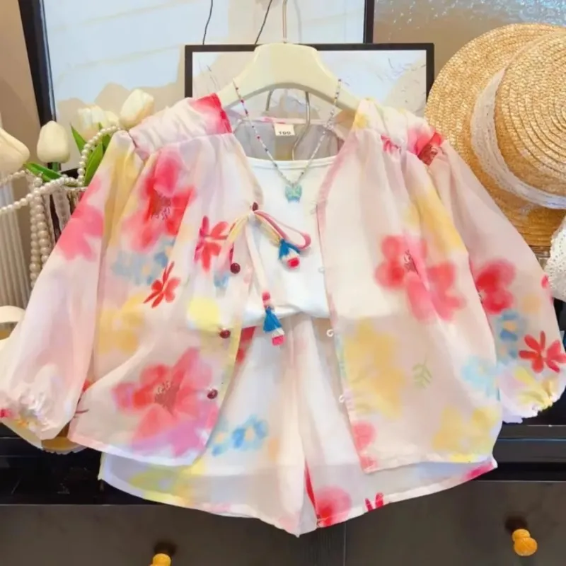 

TOY-Girls' Floral Print Fashionable Summer Set New Children's Thin Sun Protection Jacket+Sling+Three-piece Shorts Set